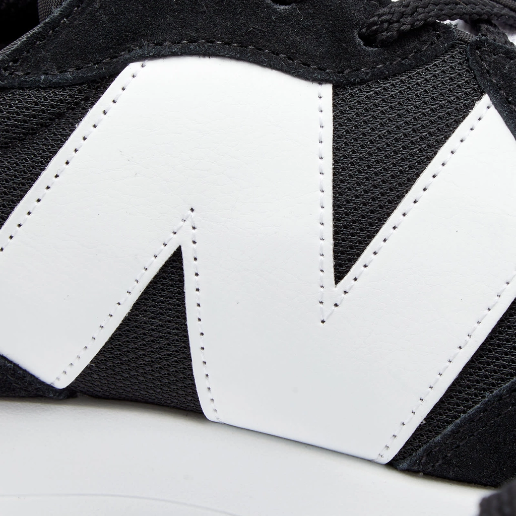 New Balance MS327CBW Black/White